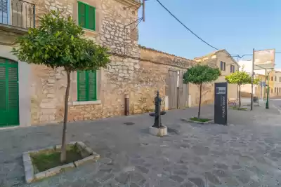 Binisalem, Mallorca, Vacalia.com